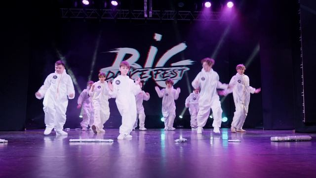 3 место Скитлс