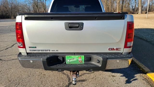 2011 GMC SIERRA Z-71 OFF ROAD 4x4 Financing For Everyone Low Miles Call Or Text Us!!!!! 636-205-101