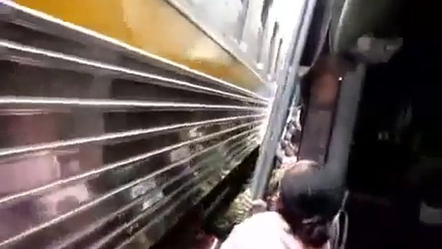 Fe9f7bfc9ff51842cb5553072e0ae4fc