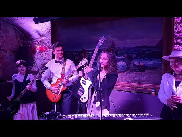 6e75dec1ce2642ad35988ce59b0525e0