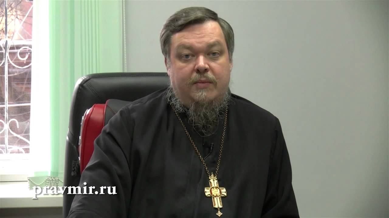 Прот. Всеволод Чаплин поздравляет с Новым годом