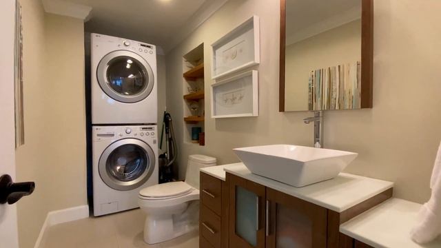 The Surf House In Hollywod Beach, Florida - Beach Vacation Rental At 300 Arizona Street