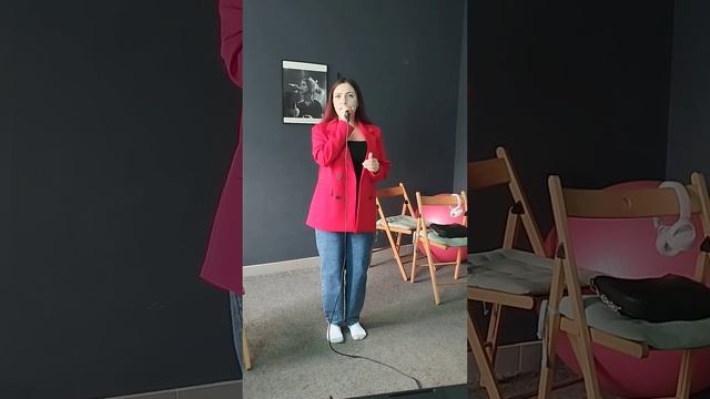 Сегодня ночью премьера песни 