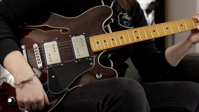 Squier Starcaster Classic Vibe: Updating The Wiring Harness