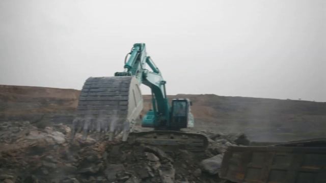 Kobelco SK520XDLC - Unparalleled Performance.