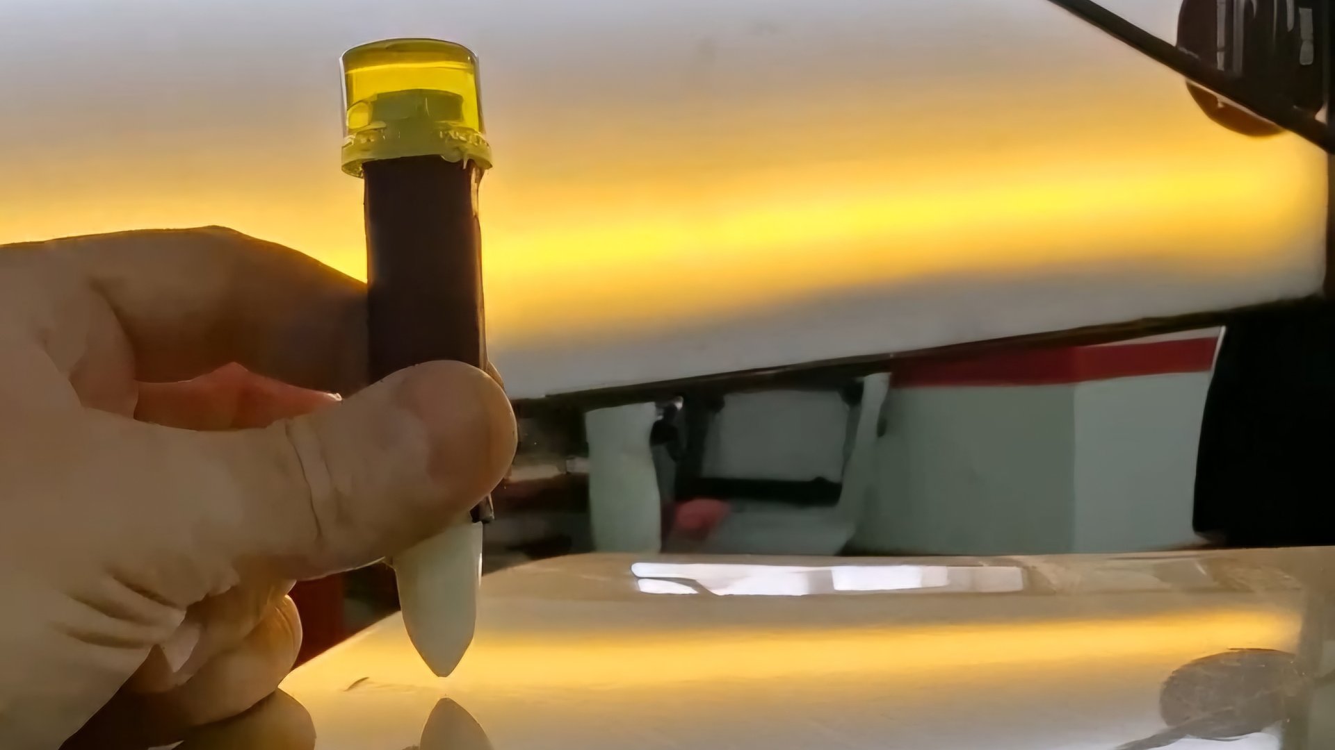 удаление вмятины с большим растяжением металла без прибора #pdr #pdrtools #shortvideo #sorts ##pdrtr