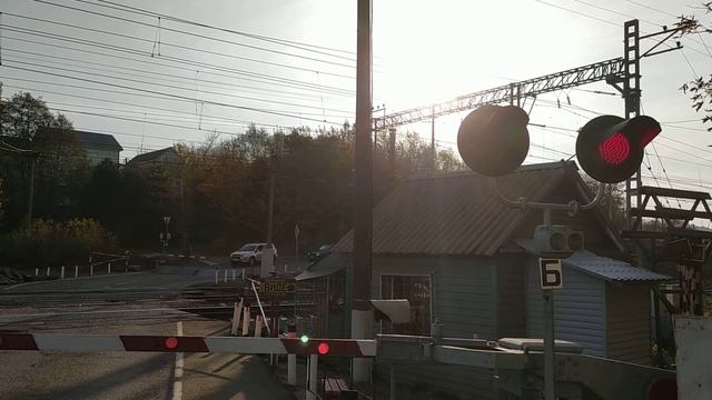 Электропоезда ЭП2Д-0098 ЦППК/ЭД4М-0165 станция Яхрома 6.10.2020