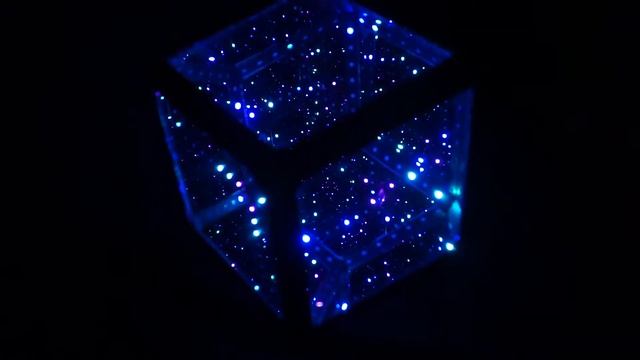 Rhombic Dodecahedron Infinity Lamp