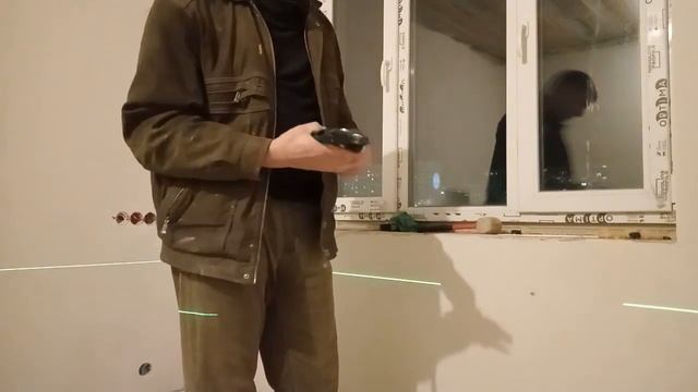 Как надежно повесить батарею отопления на газобетон