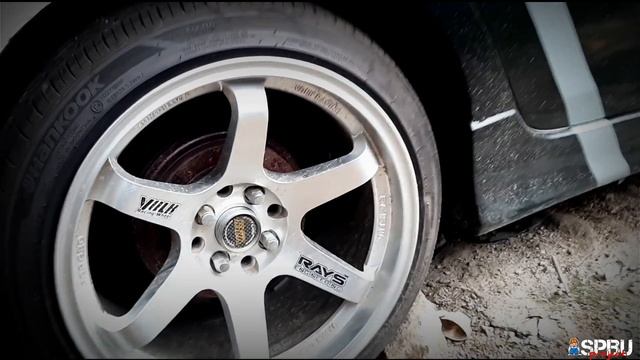 Upgrade Toyota Limo Dengan Velg Volk Rays  TE37 R17