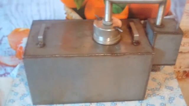 Чудо советского самогоностроения. Необычная для СССР конструкция.