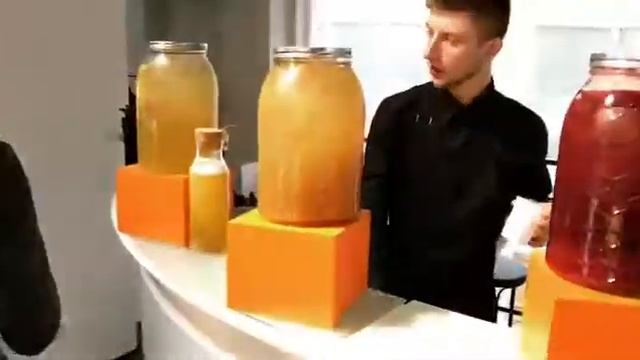 Лимонадный бар в Рив Гош