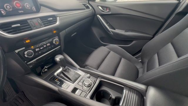 Мазда 6, 2018, салон