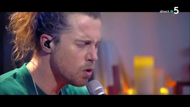 Julien Doré Et Eddy De Pretto - “Larme Fatale” - C à Vous - 14/12/2021