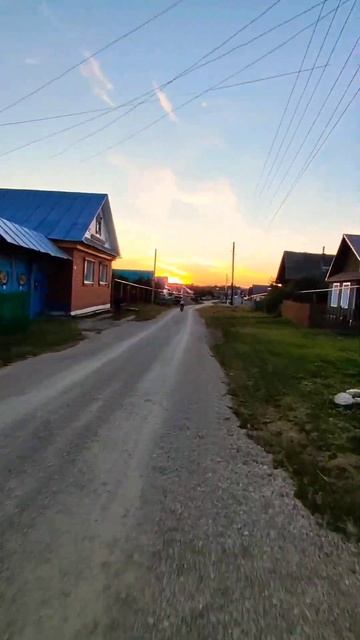 Гоняем на великах #лето #деревня #деревенскаяжизнь