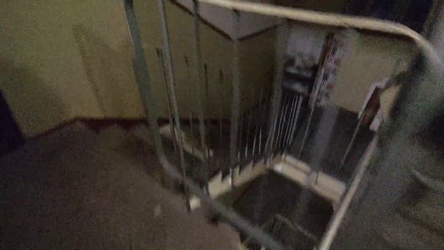 Лифт КМЗ 1995 г.в., V=1 м/с, г/п 400 кг