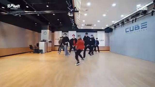 Pentagon (Dance Practice) RUNAWAY (운니에)