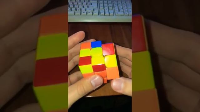 Замедленная сборка кубика Рубика