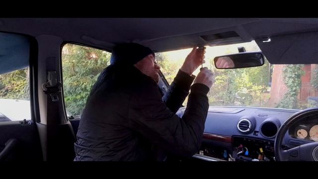 Project Beatrix Part 34 -  How To Remove The Headlining On A Rover 45