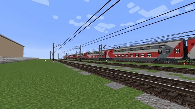 ЭП1м-645 с двухэтажным поездом на станции Самарск