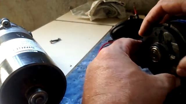 A Complete Tear Down Of Both 12v Pumps. The Good, Bad And Ugly.