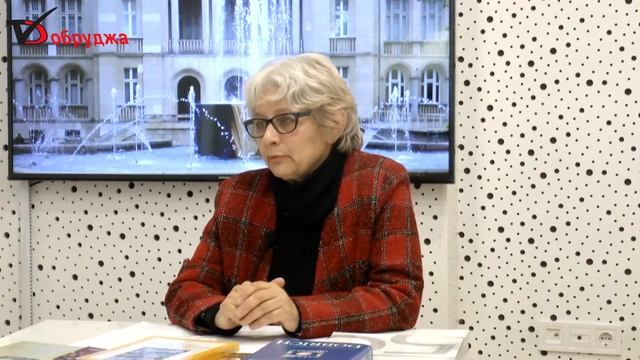 Работата с деца прави галерията едно оживено пространство