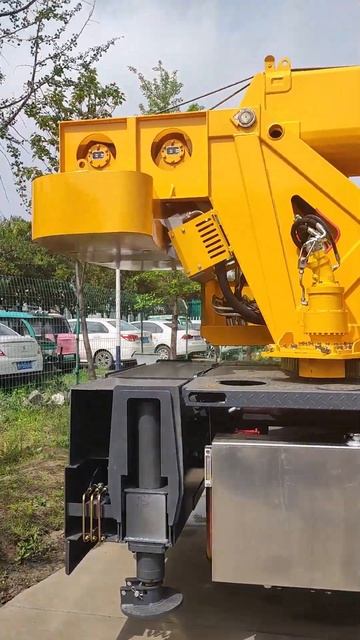 Trinity Pump 10 -ton Foton Motors Can Get On The Beijing Brand Crane #automobile #excavator #crane
