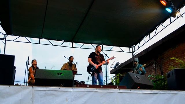 ЧЕРНОВИК I. P.  -  Москва  -  Нью - Йорк ( Club Haus )