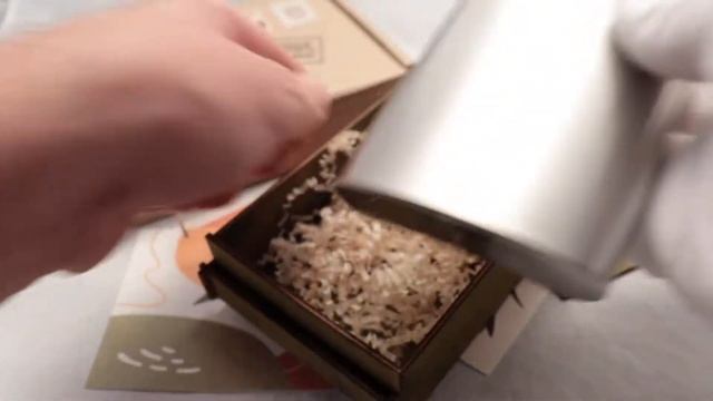 Фляжка в подарочном оружейном ящике