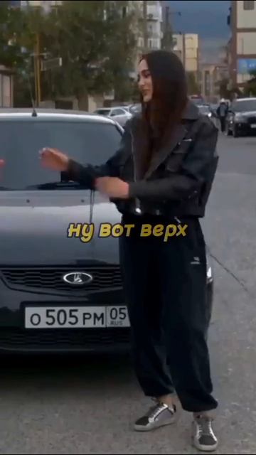 Ахмед НЕ СТИЛЬНЫЙ   ЖЁЛТЫЕ НОСКИ  ахмед wengallbi акула венгалби shorts