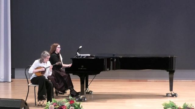 Марченко Ксения, 15 лет (домра) ДМШ №11 г.Прокопьевск
концертмейстер Наталья Шуберт