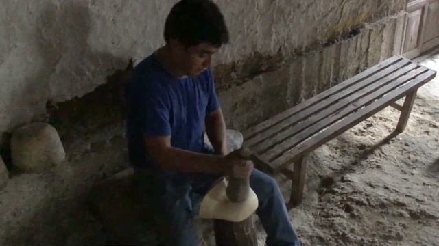 Hand Shaping With Wooden Block - Panama Hat
