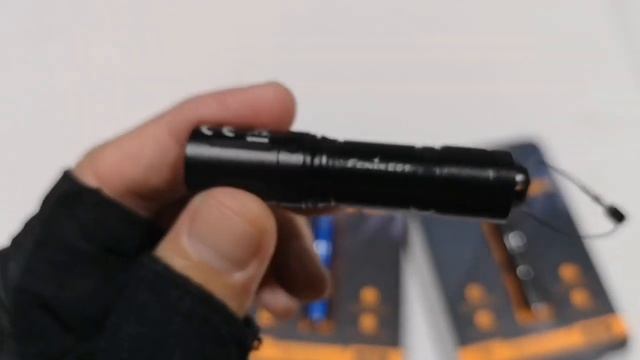 รีวิวไฟฉายพวงกุญแจ Fenix E01 V2.0 100 Lumen ถ่าน AAA ก้อนเดียว