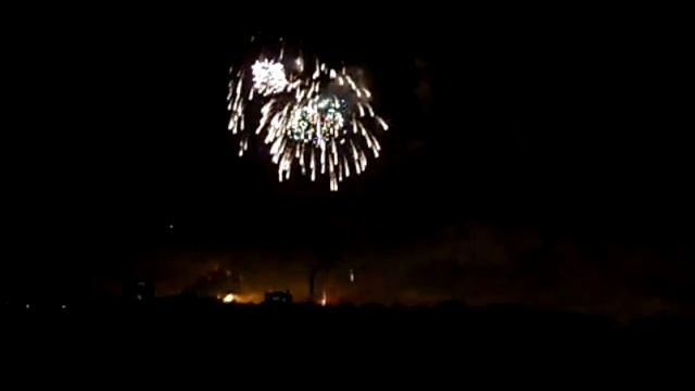 Салют. Москва. Нагатинская наб. 23.02.09