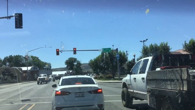 Standard Siemens Traffic Signal