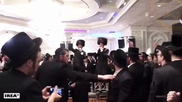 у них там своя атмосфера