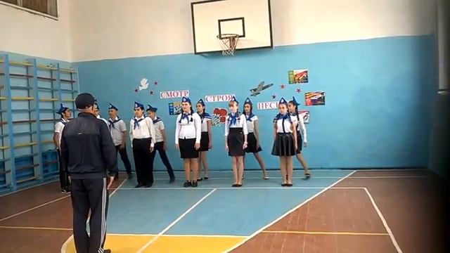 ТЕПЛОВСКАЯ ШКОЛА СМОТР ПЕСНИ И СТРОЯ 9 КЛАСС