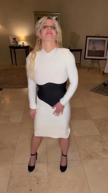 Britney Spears - Smiling, Thriving & Happy ❤️🔥