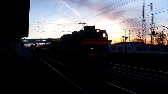 Электровоз ЧС4Т-703