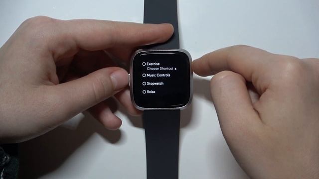 Настраиваем функцию кнопочки на Fitbit Versa Lite | Настраивание кнопки на Fitbit Versa Lite