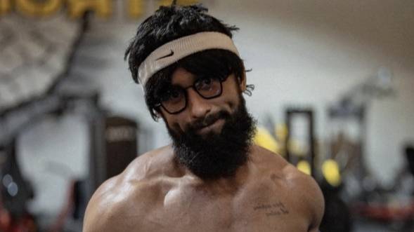 Анатолий развел фитоняшек