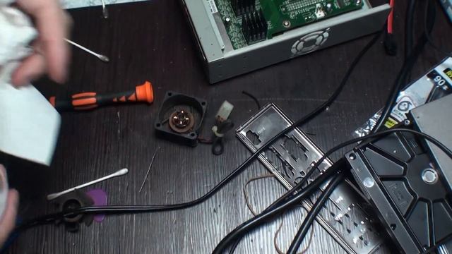 スイッチングハブ GS916L 修理！