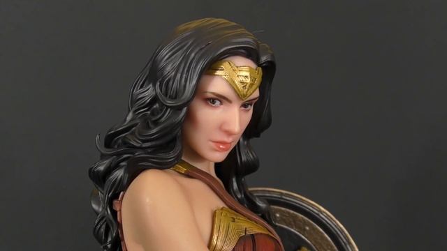 Kotobukiya ArtFX + Wonder Woman Gal Gadot Movie Statue Review Recensione