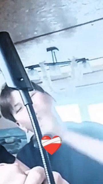 пов❌
рил:андрюхасинт в роликах стёпы