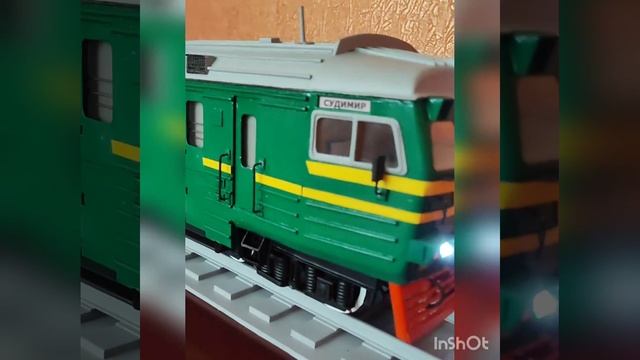 D13d26125612f5338845b620e89e3e17