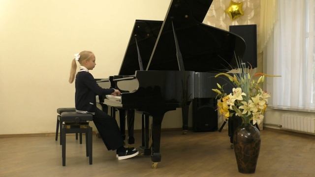 Галкина Ульяна  - К  Черни этюд 18 ор 299, С  Губайдулина Танцующий барабанщик