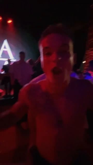 СЕГОДНЯ СЕБЕ ПОЗВОЛЮ САМЫМ СЧАСТЛИВЫМ СТАТЬ