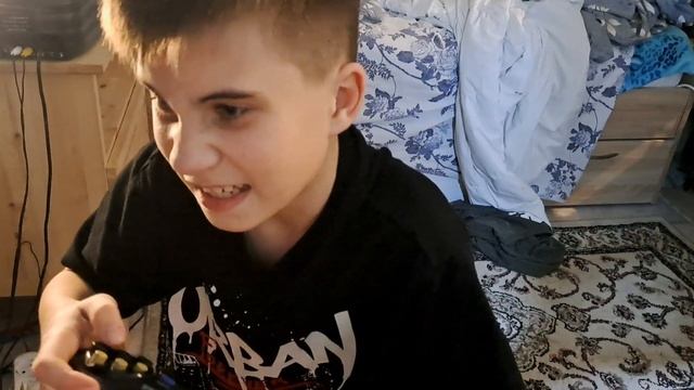 Малому и Серёге подкинули бомбу