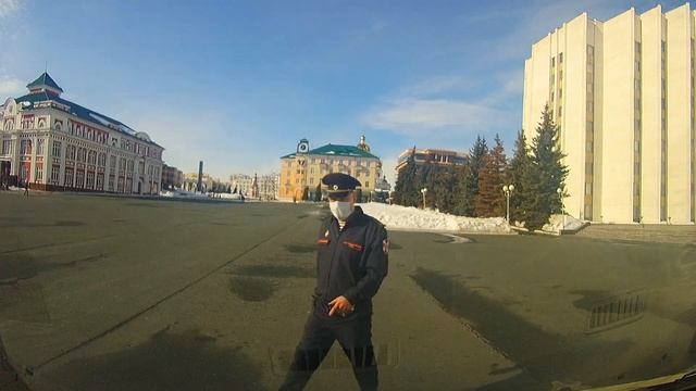 ЗНАКИ  есть, где они не нужны и нет там, где нужны.
