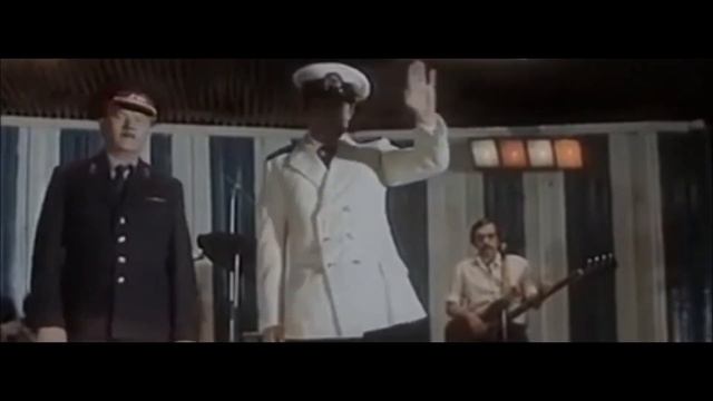 А в это самое время. Кто - то страдает, кто то рискует жизнью, а кто то может даже гибнет...